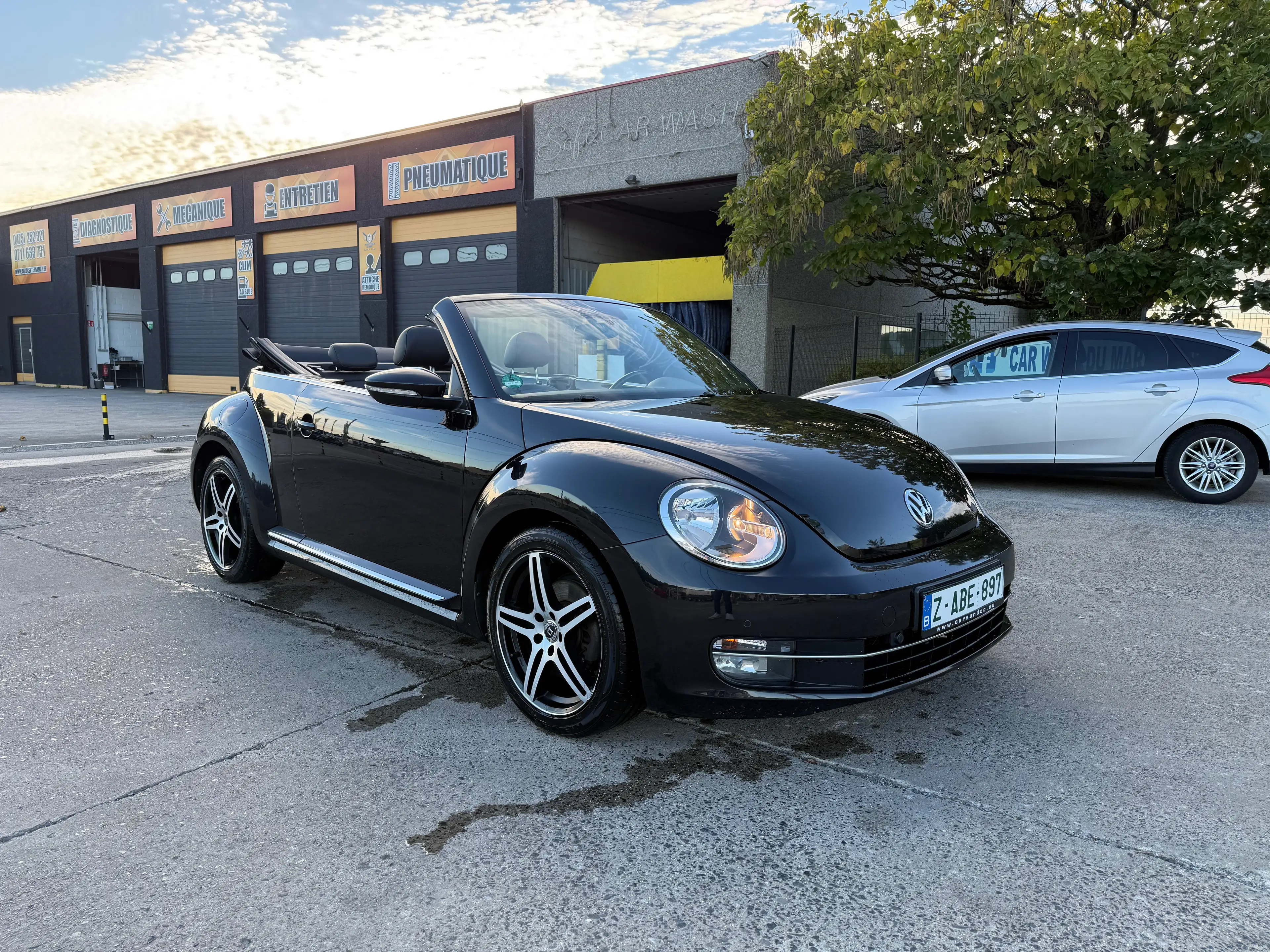 Volkswagen Beetle Beetle Cabriolet 1.2 TSI Design — photo 9