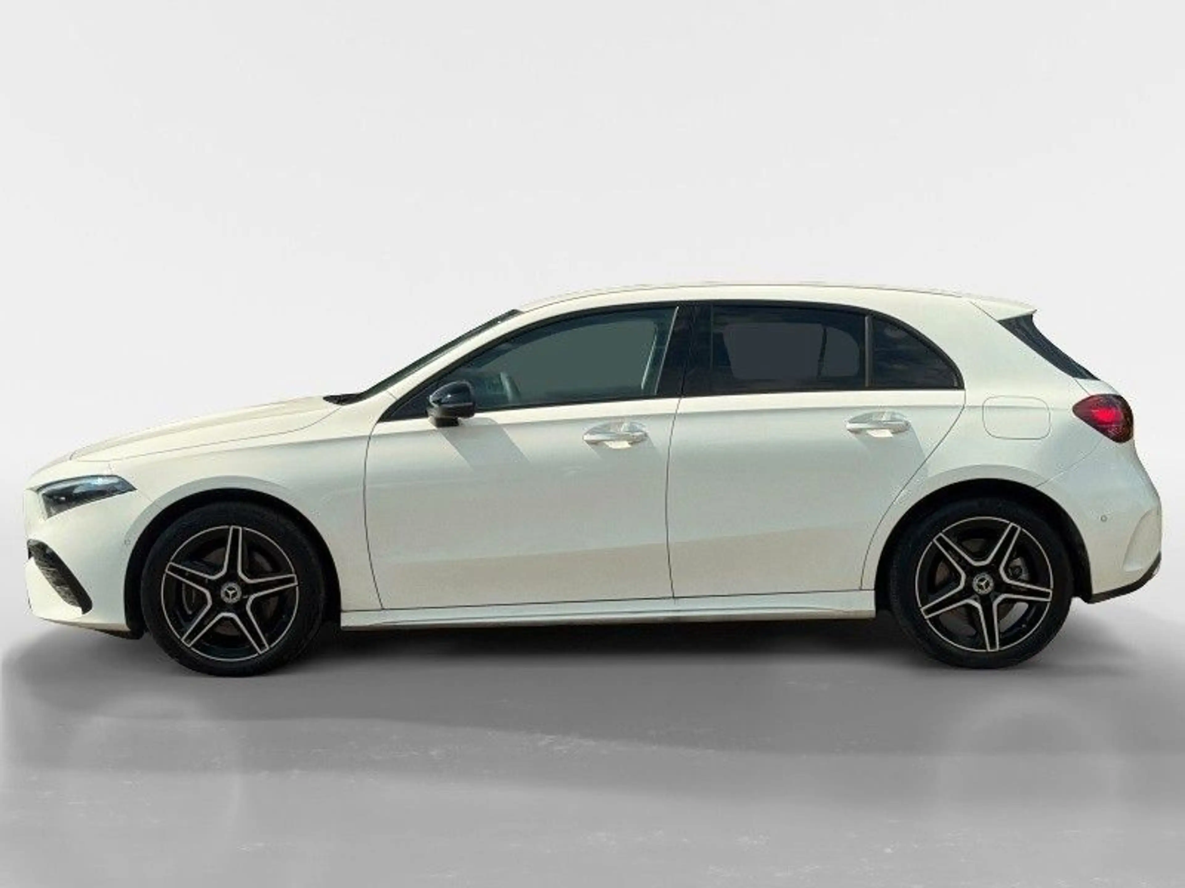 Mercedes-Benz A 250 A A 250 e — photo 2
