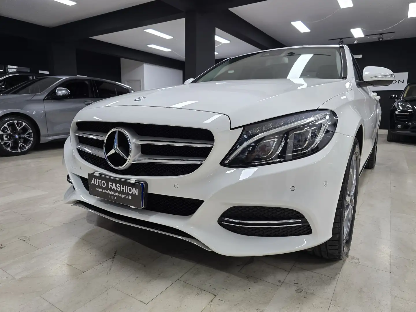 Mercedes-Benz C 220 Classe C-W205 2015 Berlina d Sport auto Bianco - 2
