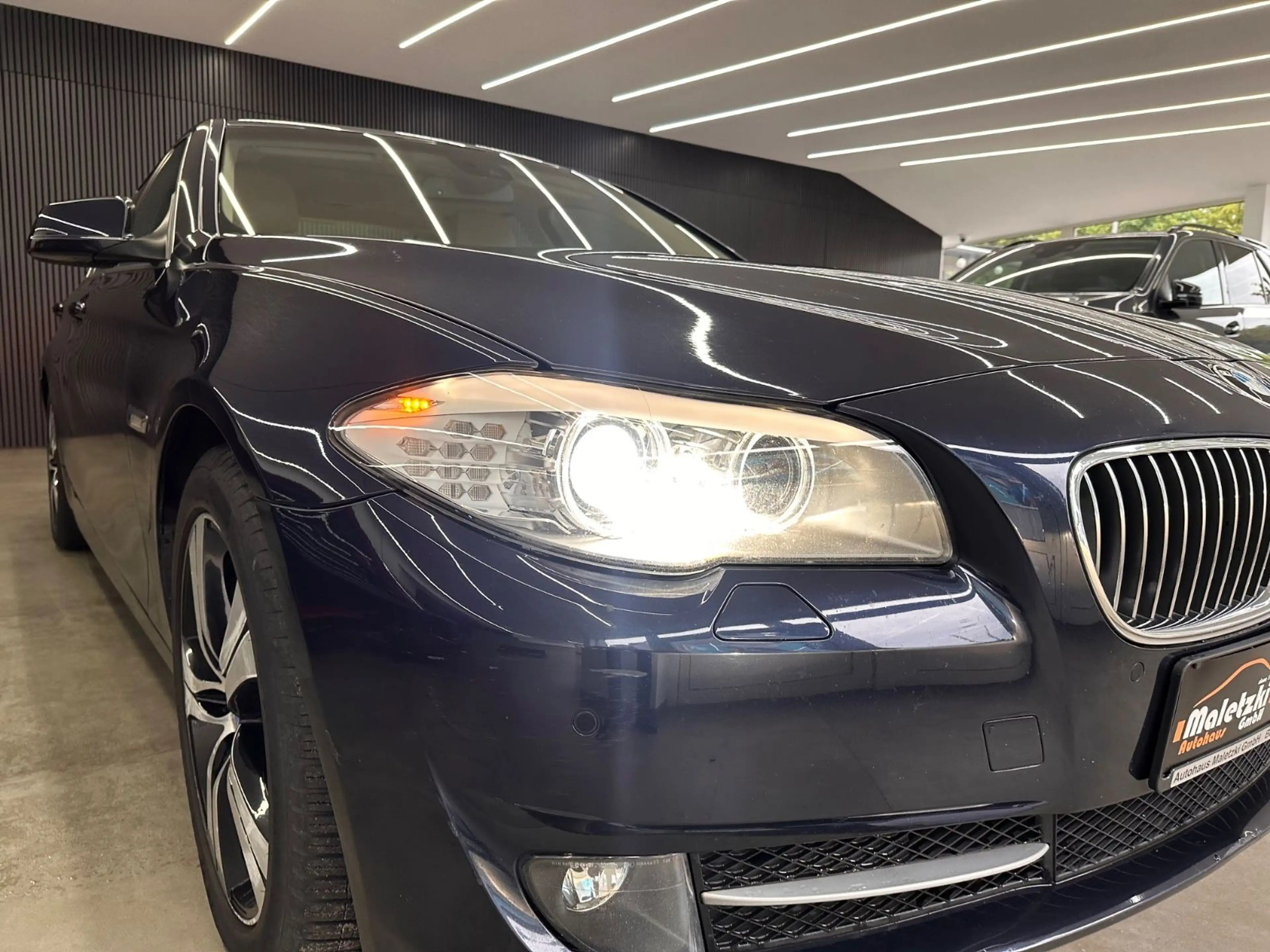 BMW 520 d Limousine*Bi-Xenon*Schiebedach*Leder*Memory — photo 33