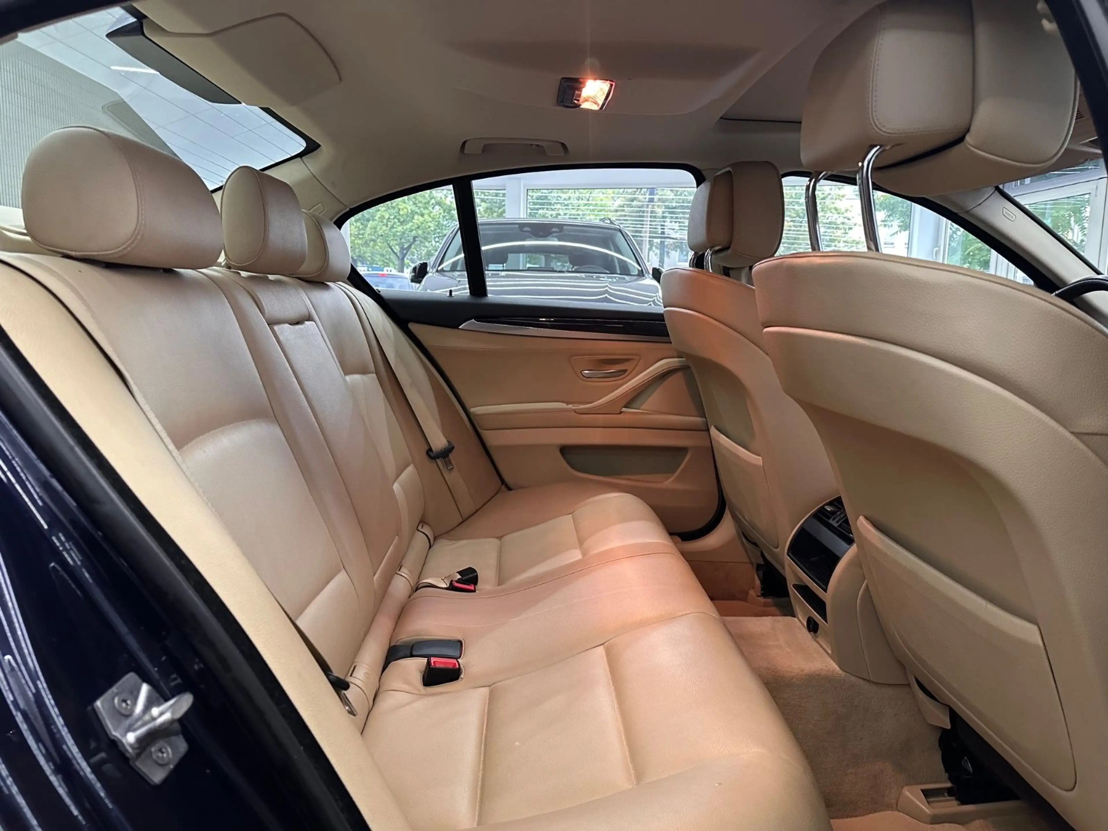 BMW 520 d Limousine*Bi-Xenon*Schiebedach*Leder*Memory — photo 10