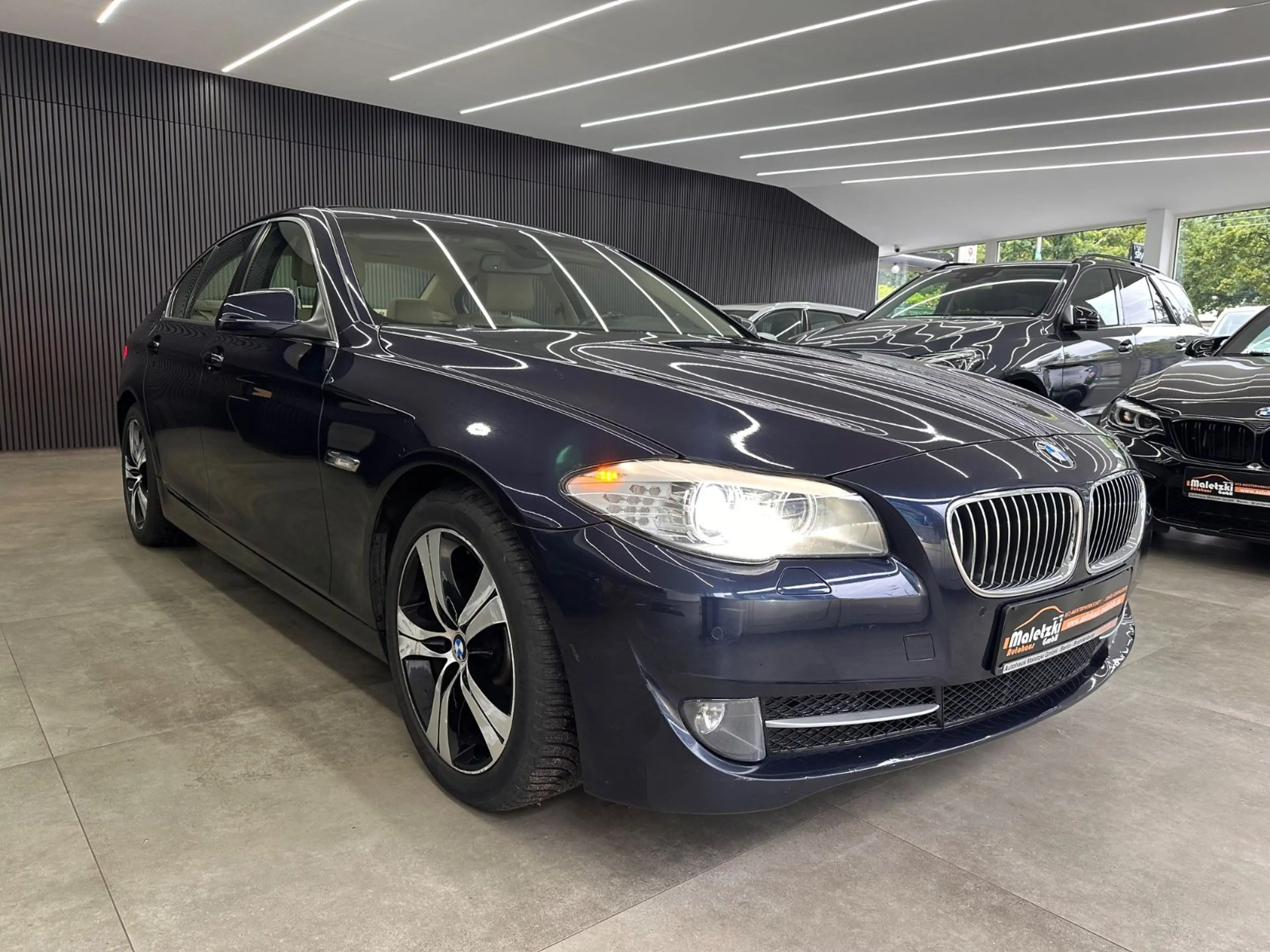 BMW 520 d Limousine*Bi-Xenon*Schiebedach*Leder*Memory — photo 32