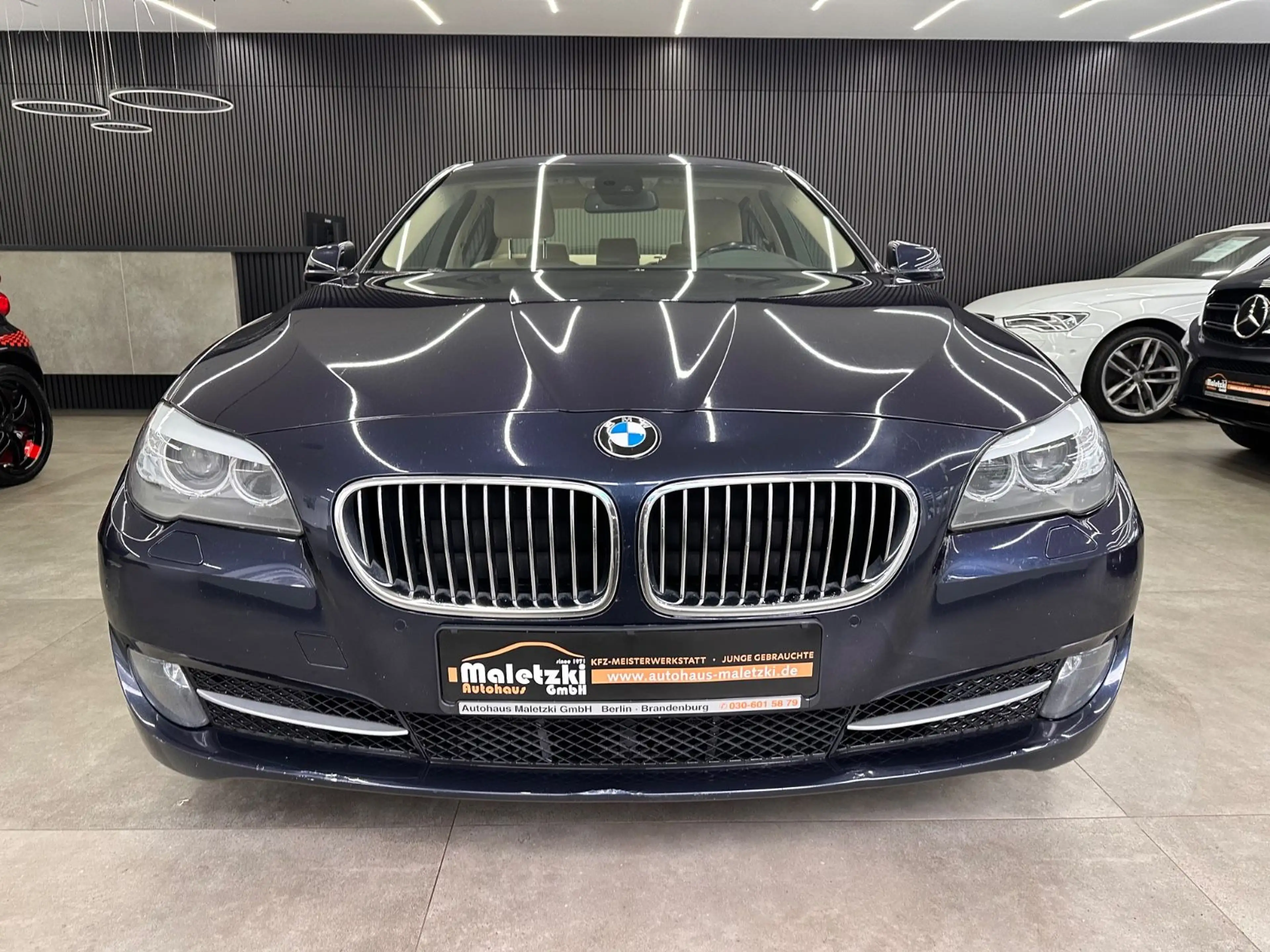 BMW 520 d Limousine*Bi-Xenon*Schiebedach*Leder*Memory — photo 2