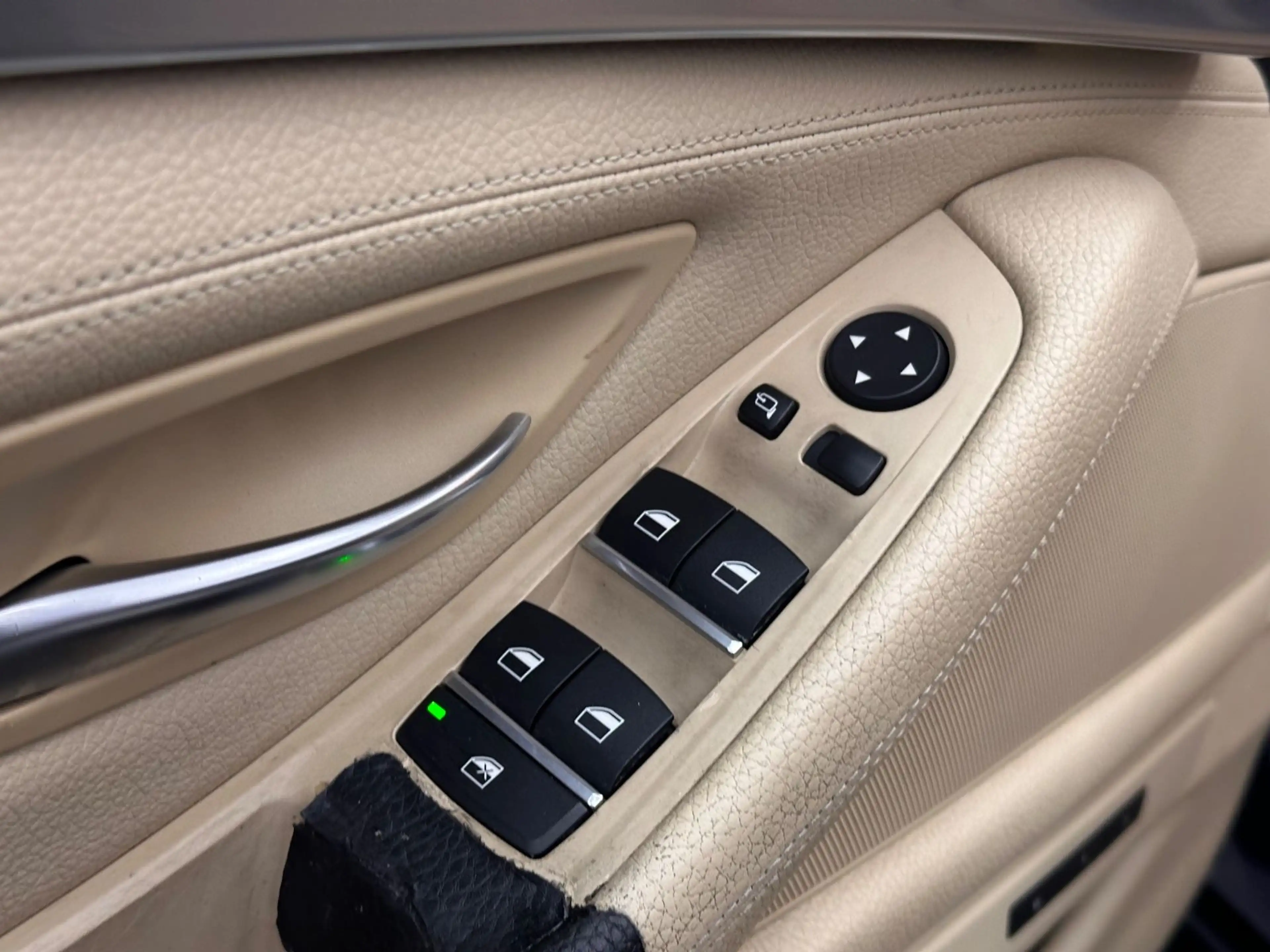 BMW 520 d Limousine*Bi-Xenon*Schiebedach*Leder*Memory — photo 18