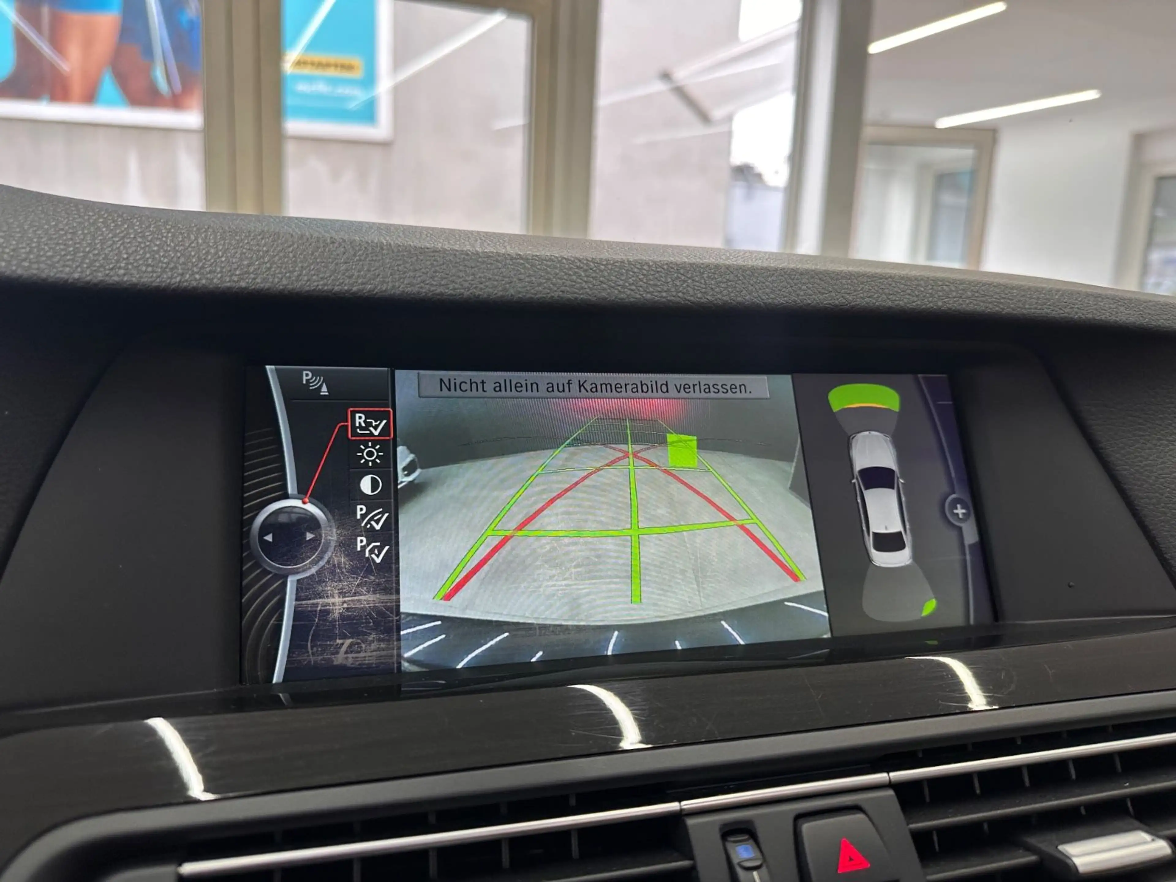 BMW 520 d Limousine*Bi-Xenon*Schiebedach*Leder*Memory — photo 28