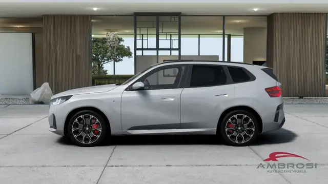 BMW X3 view 3