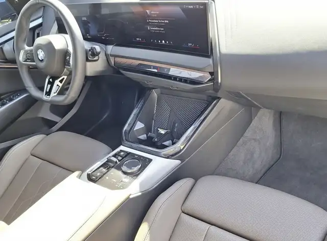 BMW X3 view 7
