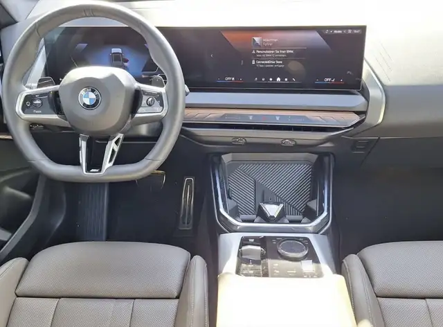 BMW X3 view 3
