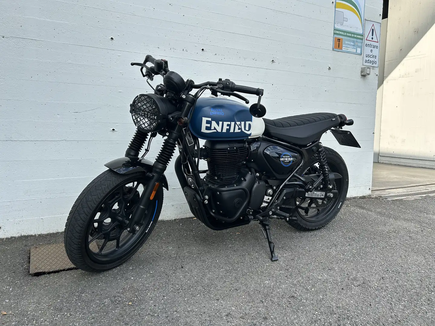 Royal Enfield Meteor 350 hntr 350 - 1