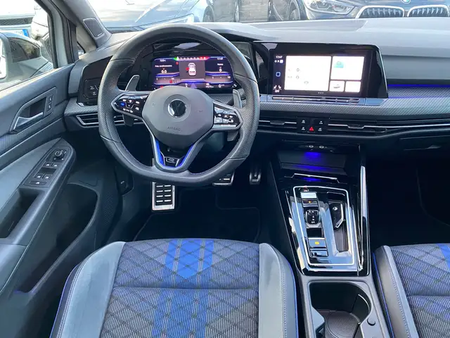 Volkswagen Golf view 8