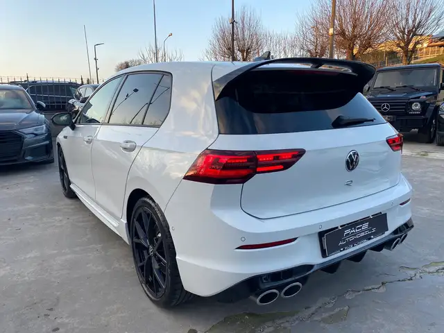 Volkswagen Golf view 13