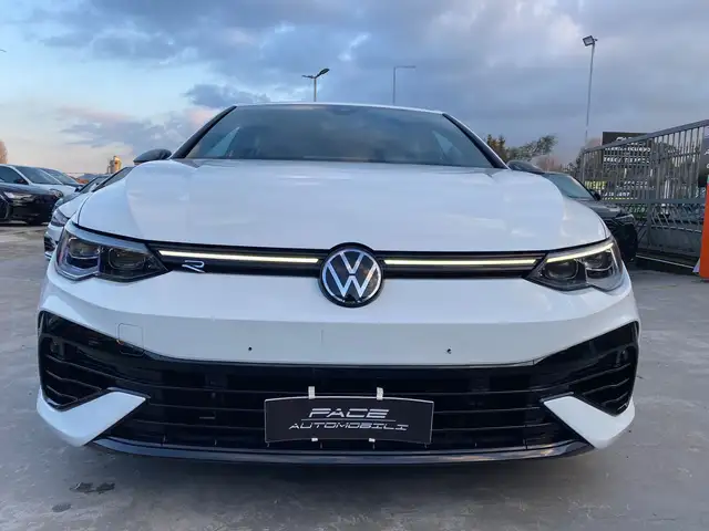 Volkswagen Golf view 4