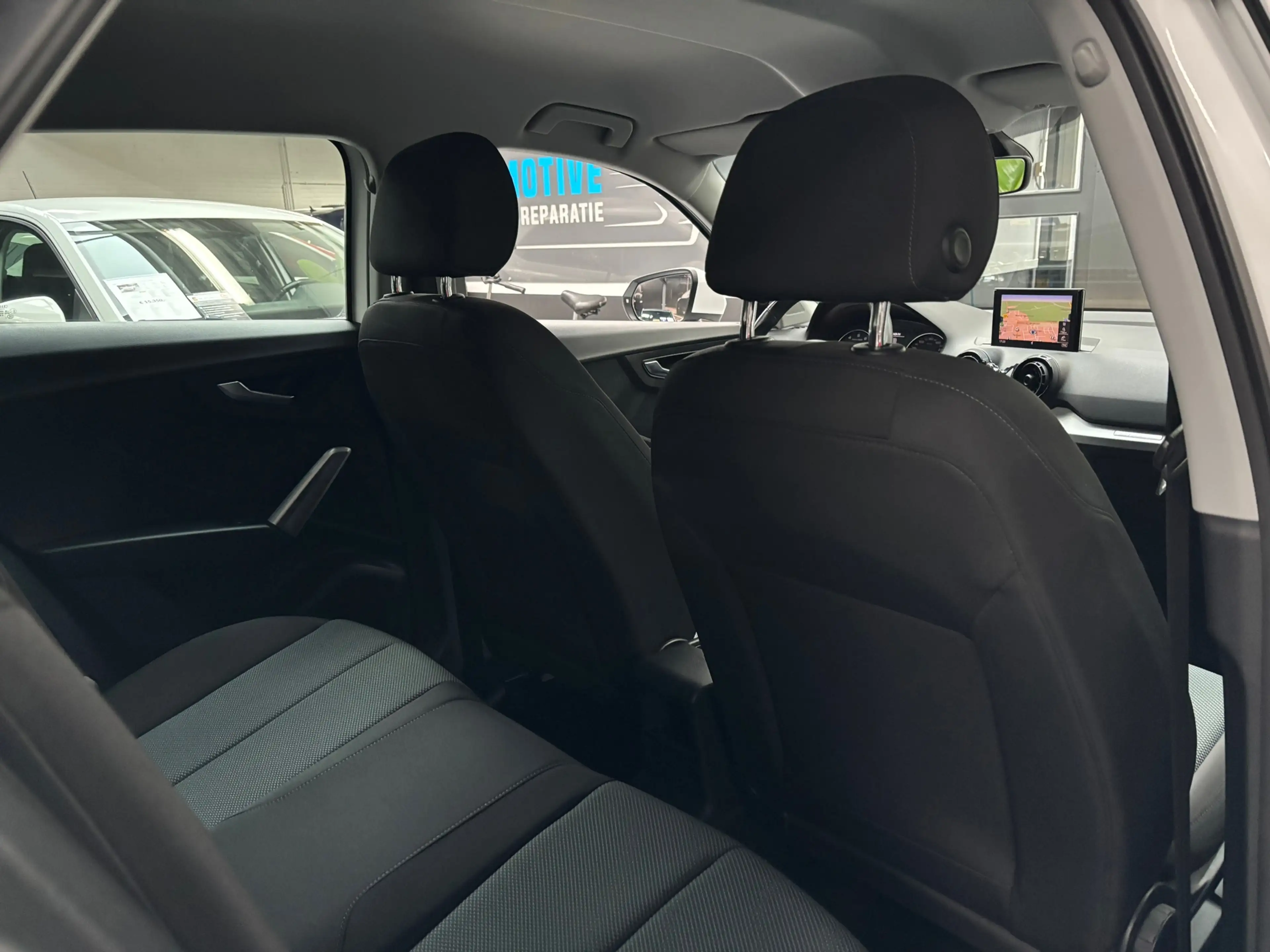 Audi Q2 1.0 TFSI Sport Pro Line S / Navigatie — photo 12