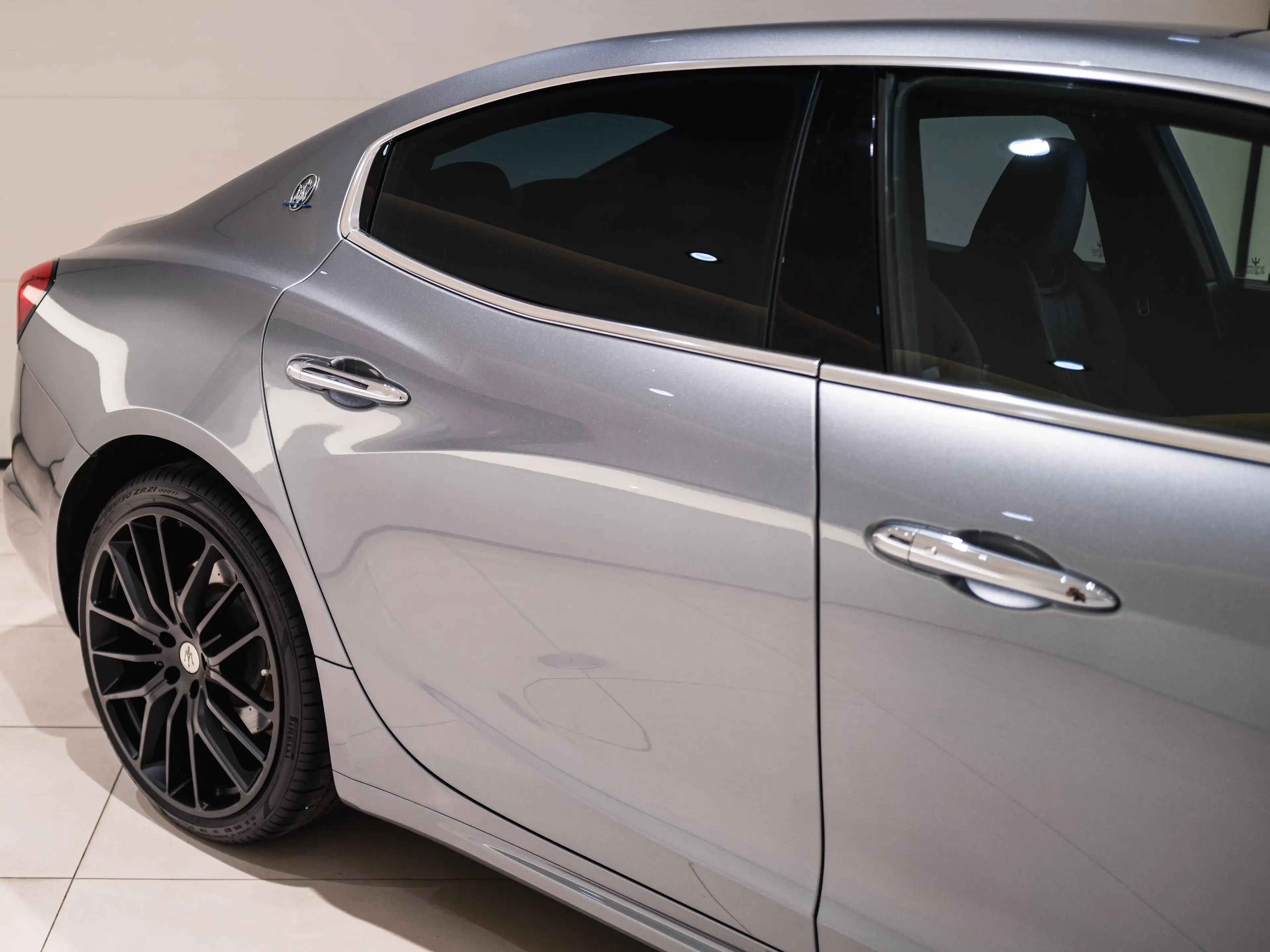 Maserati Ghibli Ghibli 2.0 L4 mHEV GranSport — photo 14