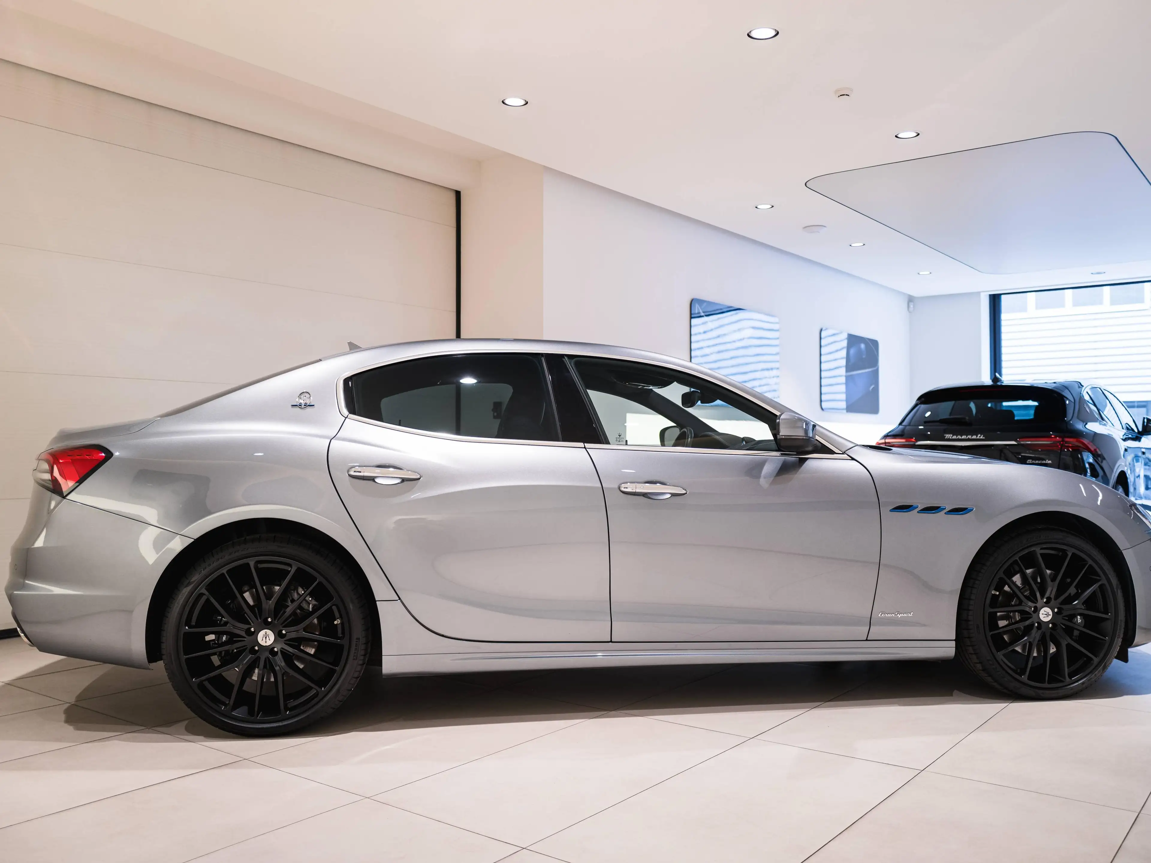 Maserati Ghibli Ghibli 2.0 L4 mHEV GranSport — photo 15