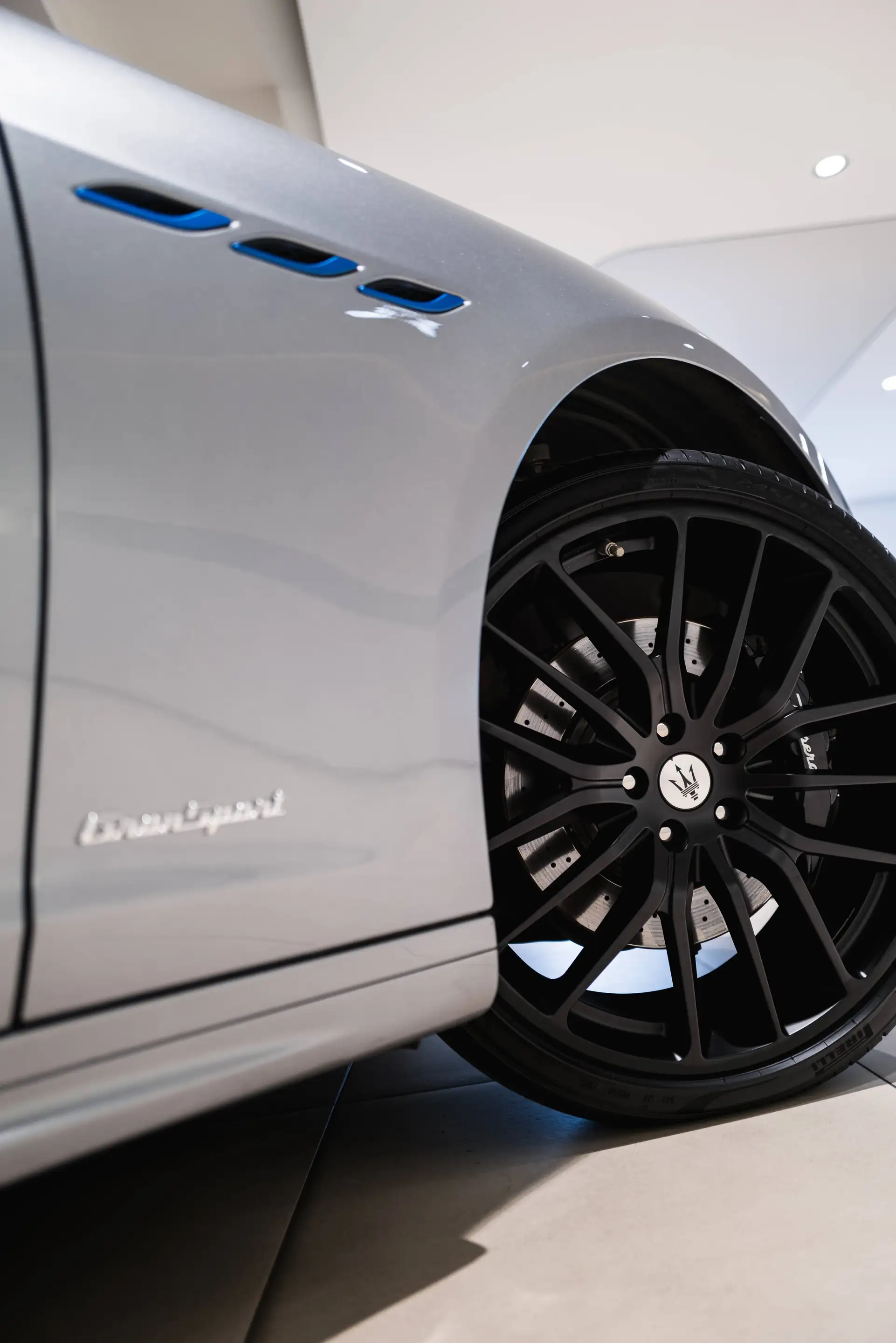 Maserati Ghibli Ghibli 2.0 L4 mHEV GranSport — photo 11