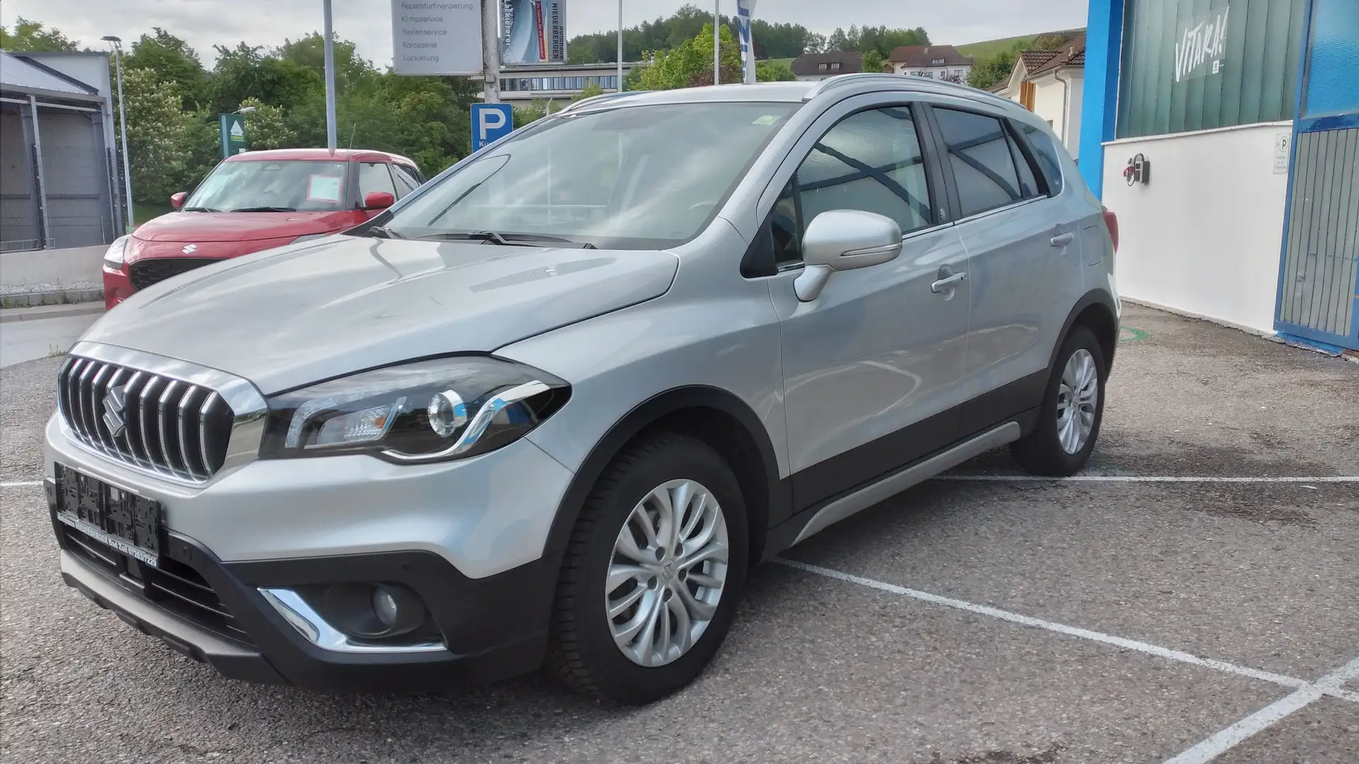 Suzuki SX4 S-Cross 1,4 DITC 2WD flash mit Anhängerkupplung Plateado - 1