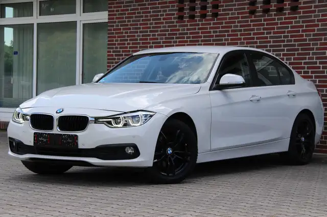 BMW 318 3 Lim. 318 d *FACELIFT*LED*RÜCKFAHRKAMERA*NAVI*