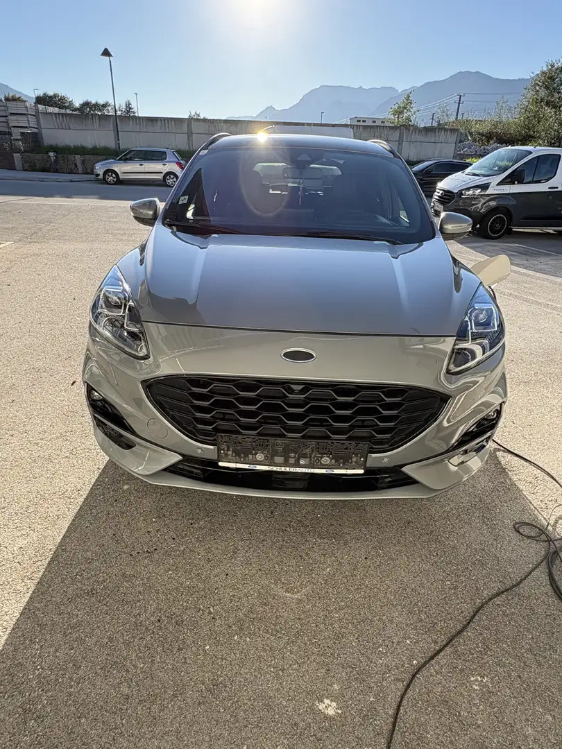 Ford Kuga Kuga 2,5 Duratec PHEV ST-Line X Aut. ST-Line X Grau - 1
