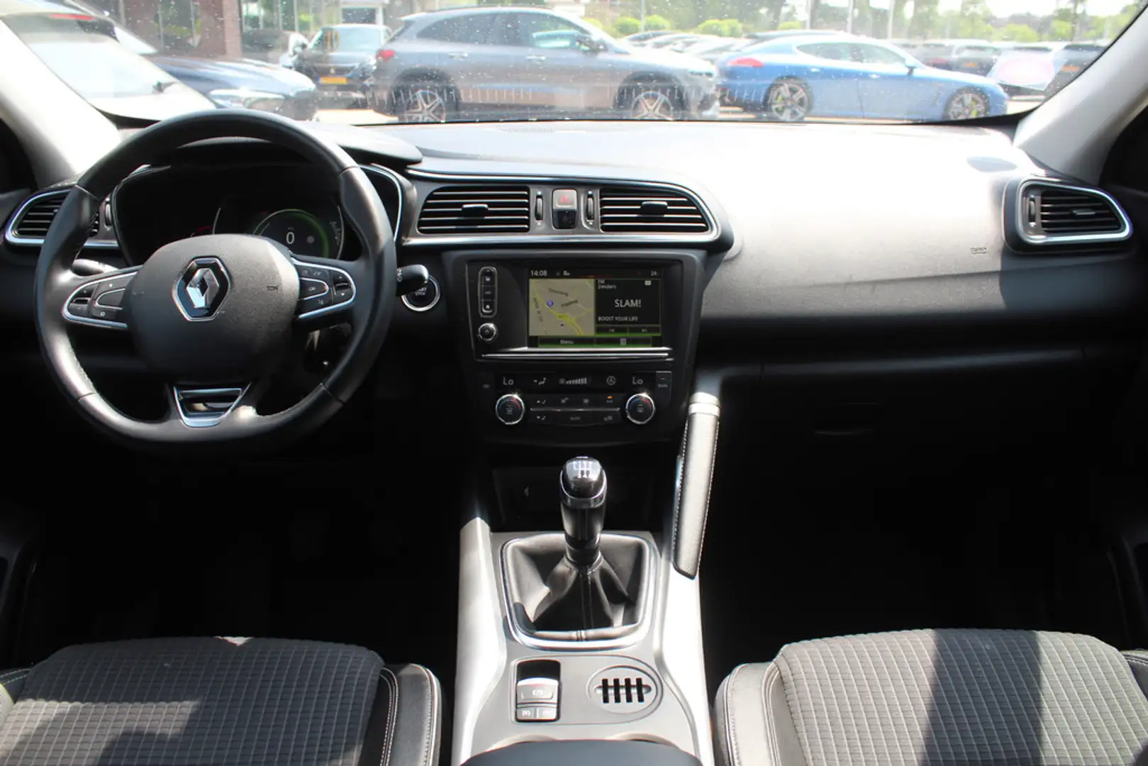 Renault Kadjar 1.2 TCe Intens / Trekhaak / Navigatie / Parkeerhul Rouge - 2