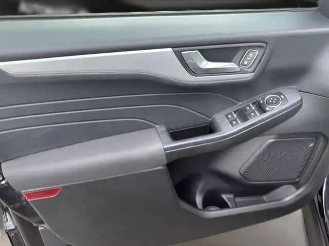 Ford Kuga view 24