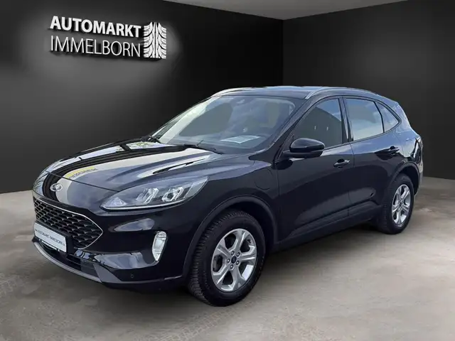 Ford Kuga view 4