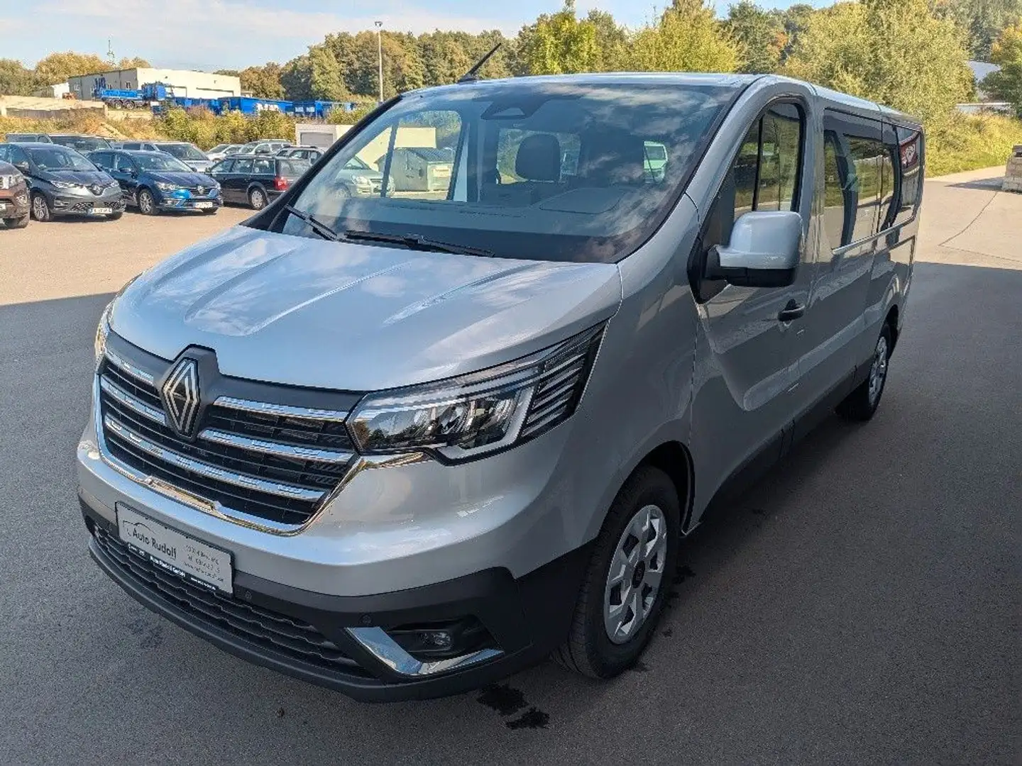 Renault Trafic Combi L2H1 3,0t Authentic Grau - 1