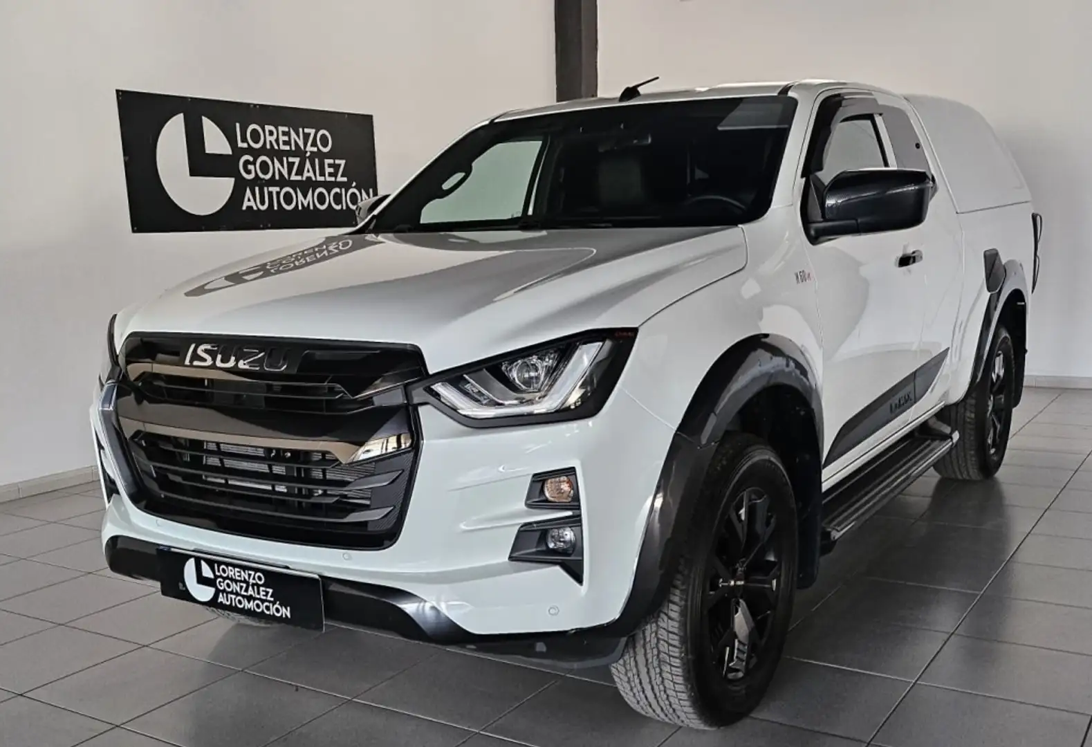 Isuzu D-Max Crew 1.9 N60 BB 4x4 Aut. Blanco - 1
