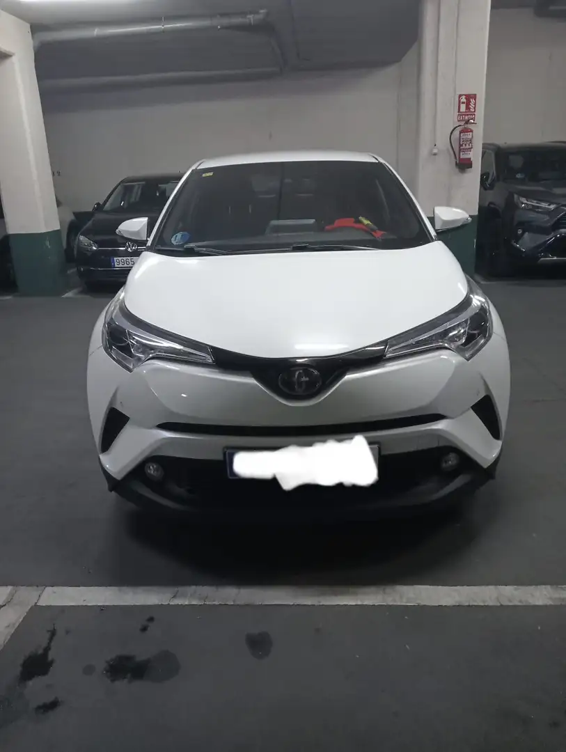 Toyota C-HR 125H Advance - 1