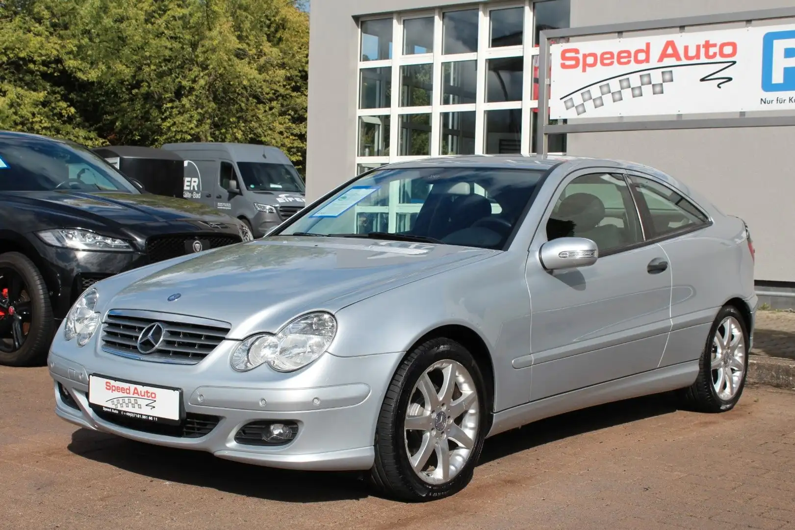 Mercedes-Benz C 180 Sportcoupe Kompressor Automatik/PDC/ALU17" Silber - 1