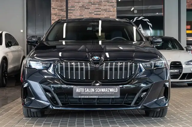 BMW M view 5