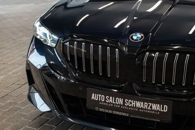 BMW M view 11
