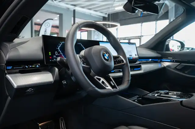 BMW M view 12