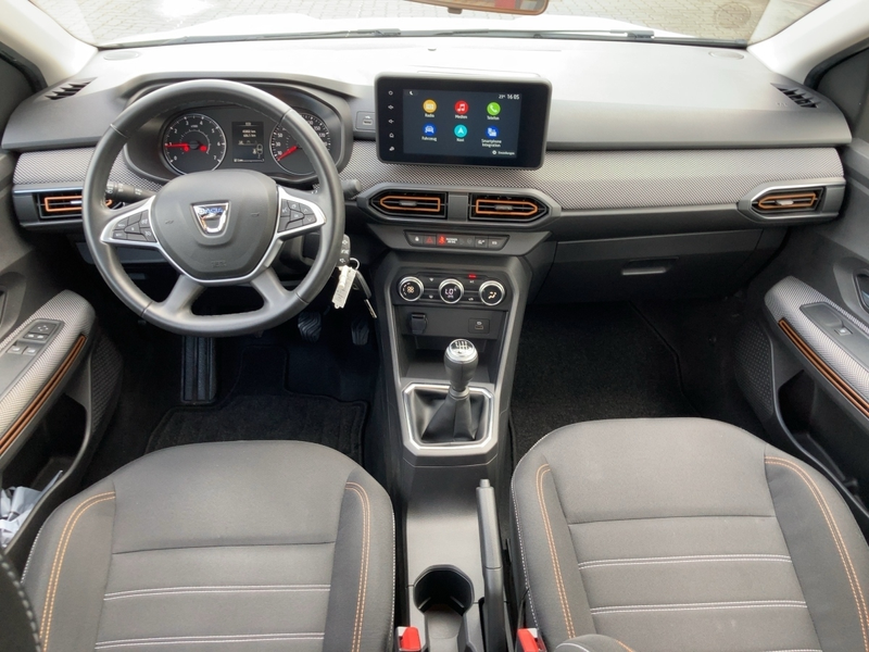Dacia Sandero III 1.0 TCe 90 Stepway Comfort — photo 9