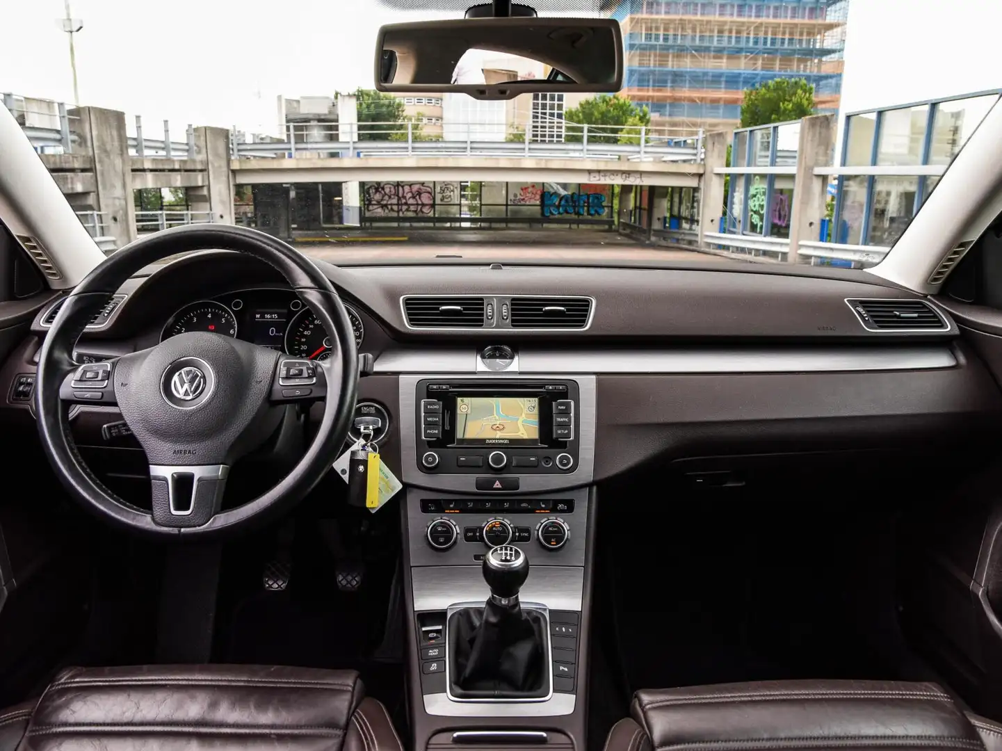 Volkswagen Passat 2.0 TSI Highline Leder Navigatie Trekhaak Camera C Brun - 2