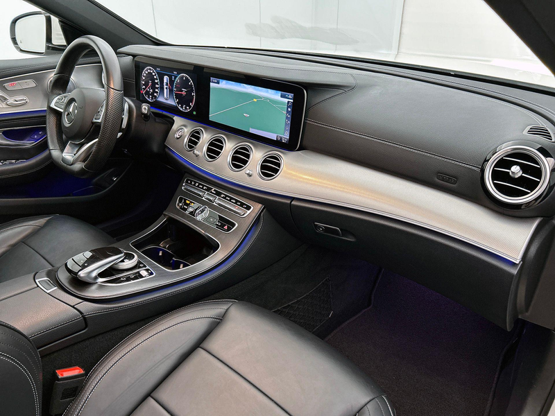 Mercedes-Benz E 200 D Break AMG Line | Panoramisch Dak | Dodehoekassis — photo 9
