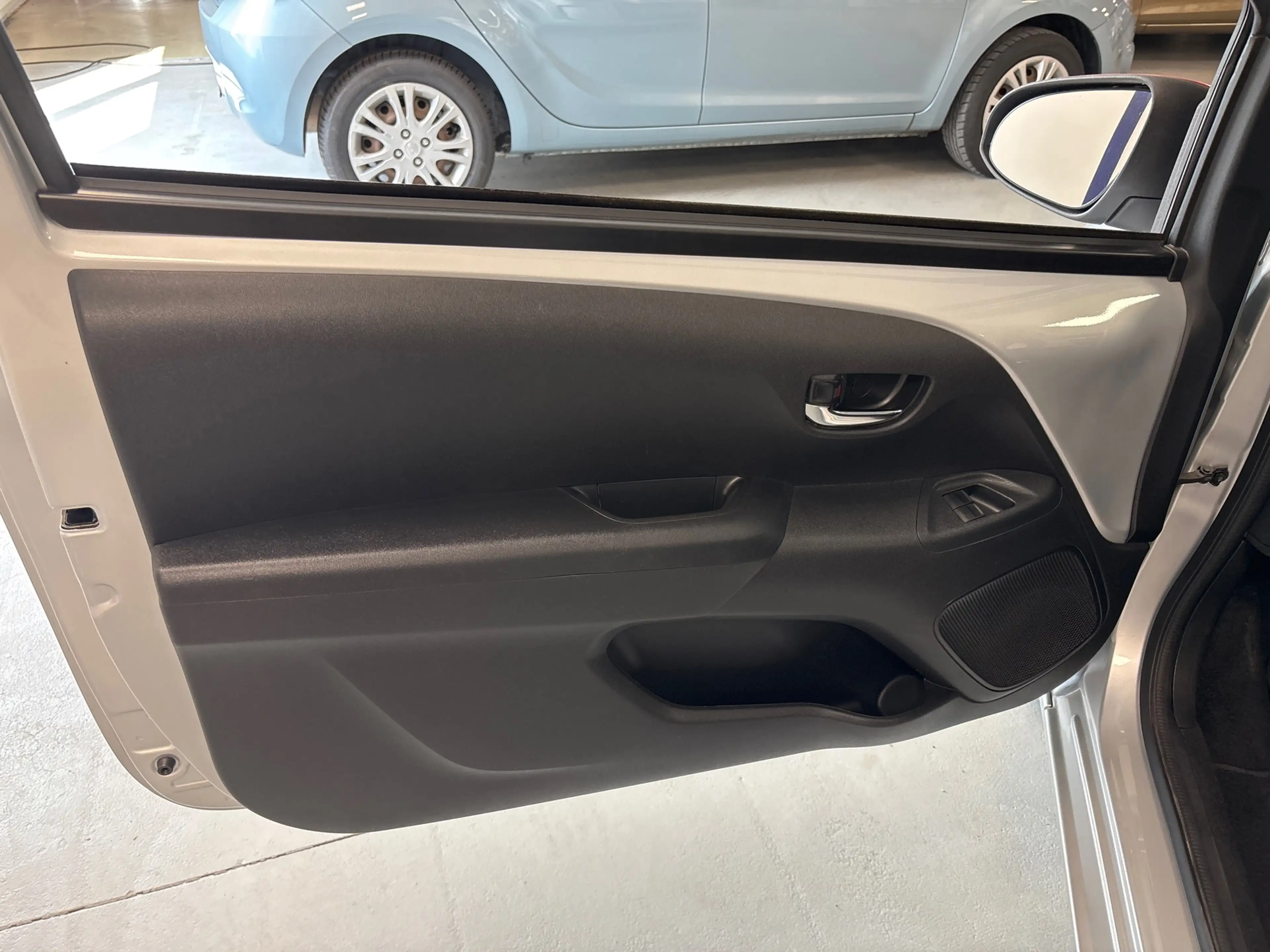 Citroen C1 Citroen C1 Airscape Shine — photo 9