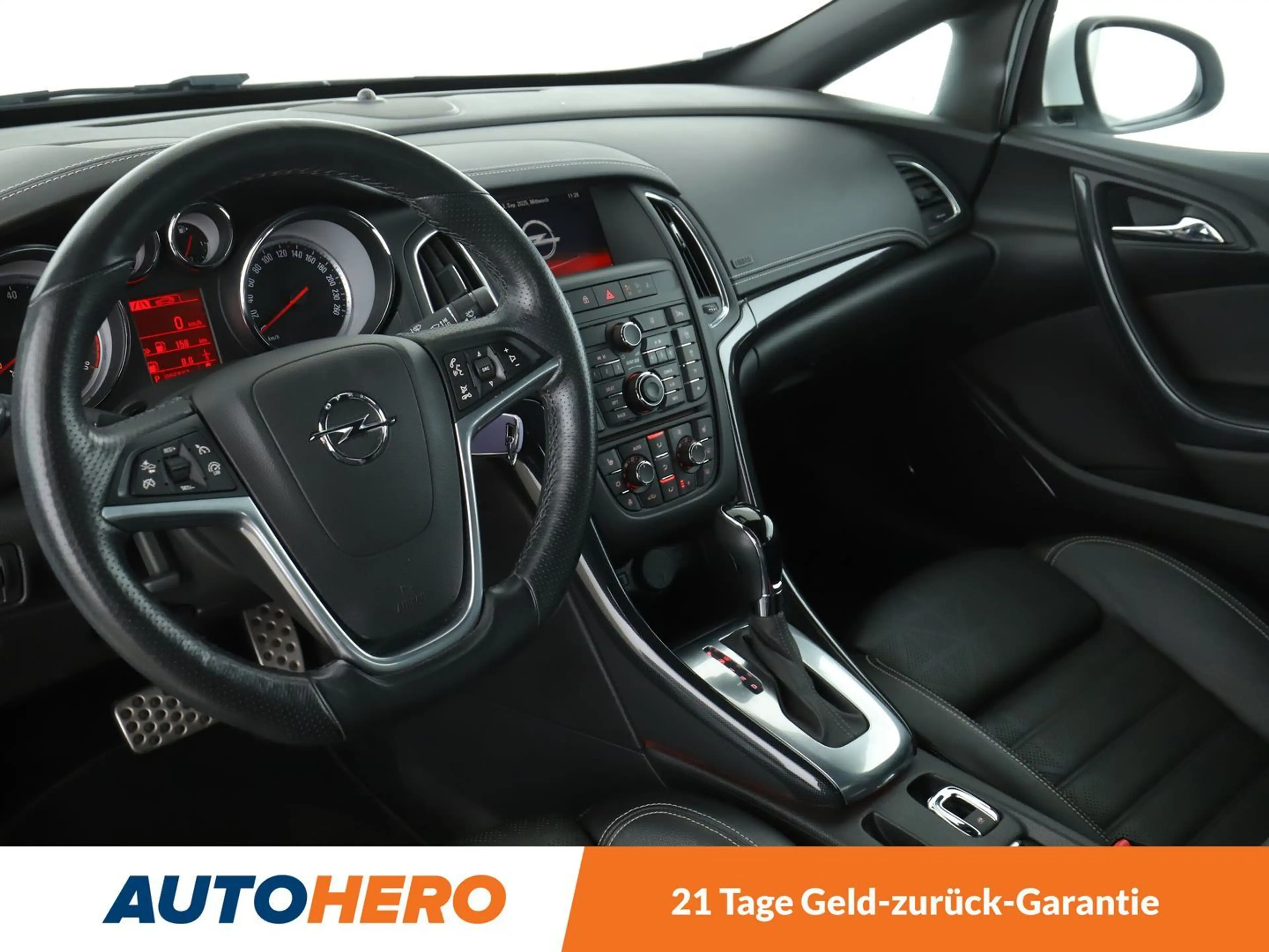 Opel Cascada 1.6 SIDI Turbo Innovation Aut.*NAVI*XENON*PDC*SHZ — photo 11