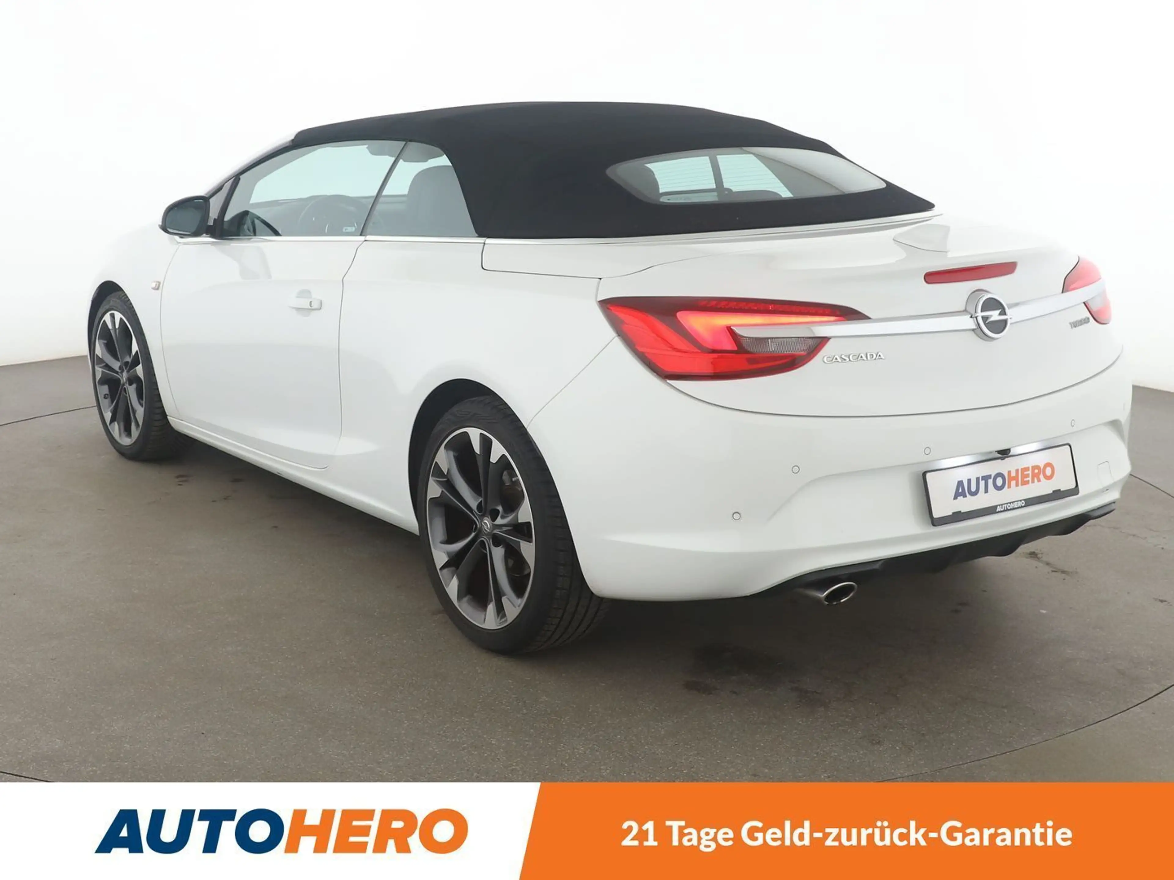 Opel Cascada 1.6 SIDI Turbo Innovation Aut.*NAVI*XENON*PDC*SHZ — photo 4