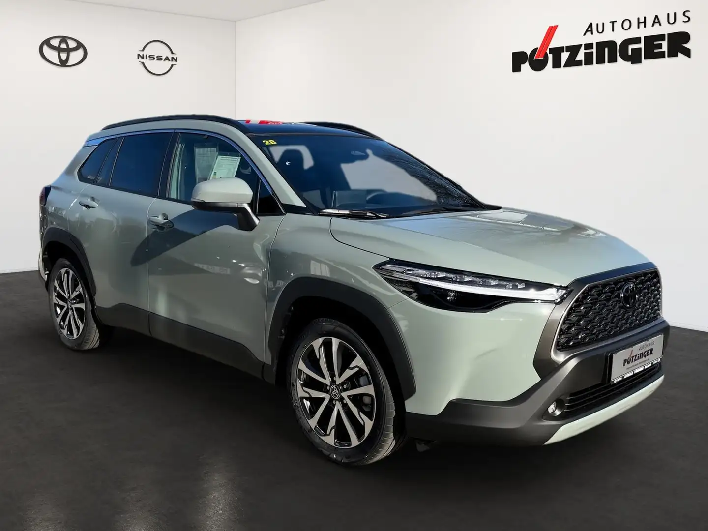 Toyota Corolla Cross 2.0 Hybrid TeamD AWD,Premium,Navi Gris - 2