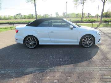 A3 Cabrio 1,4 TSI LED Navi 2xPDC Kamera SHZ