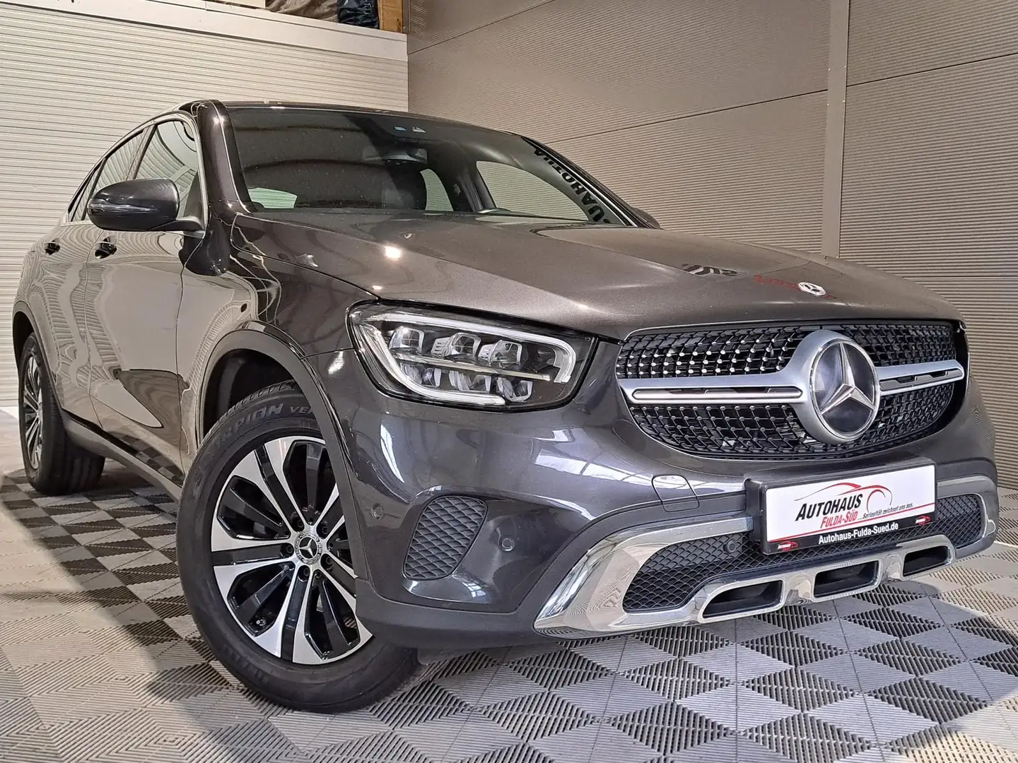Mercedes-Benz GLC 200 GLC Coupe 200 4Matic°AHK°Navi°RFK°LED°DAB°Shzg° Gris - 1