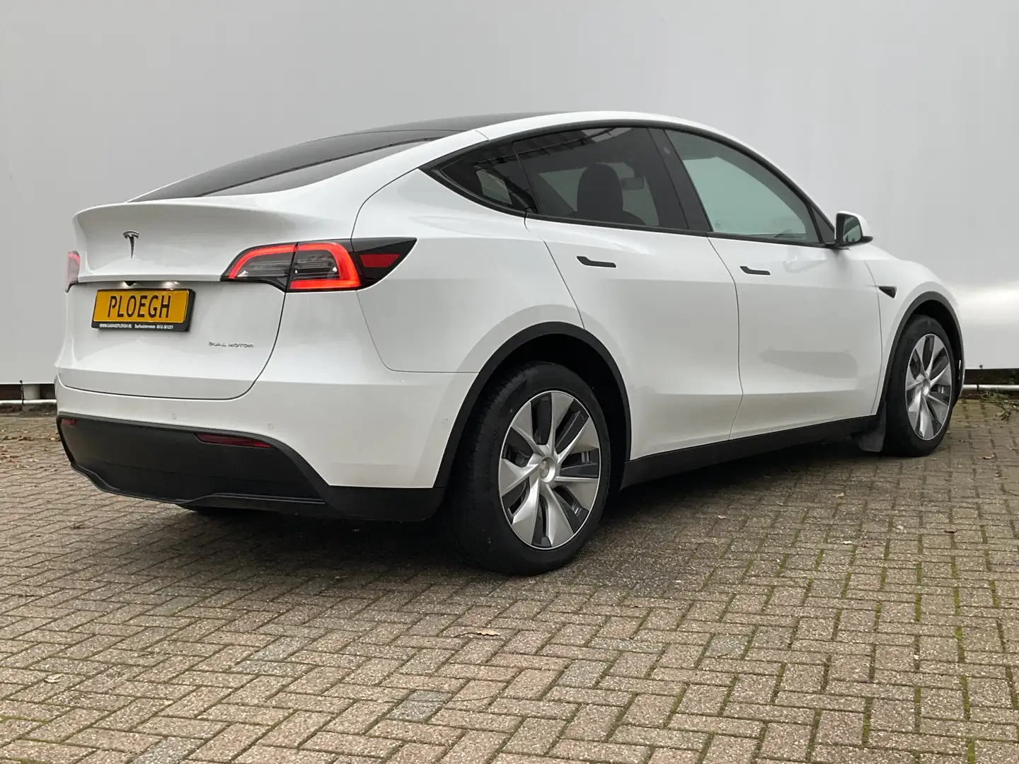 Tesla Model Y Long Range AWD 75 kWh Autopilot Stoelverw voor/ach Wit - 2