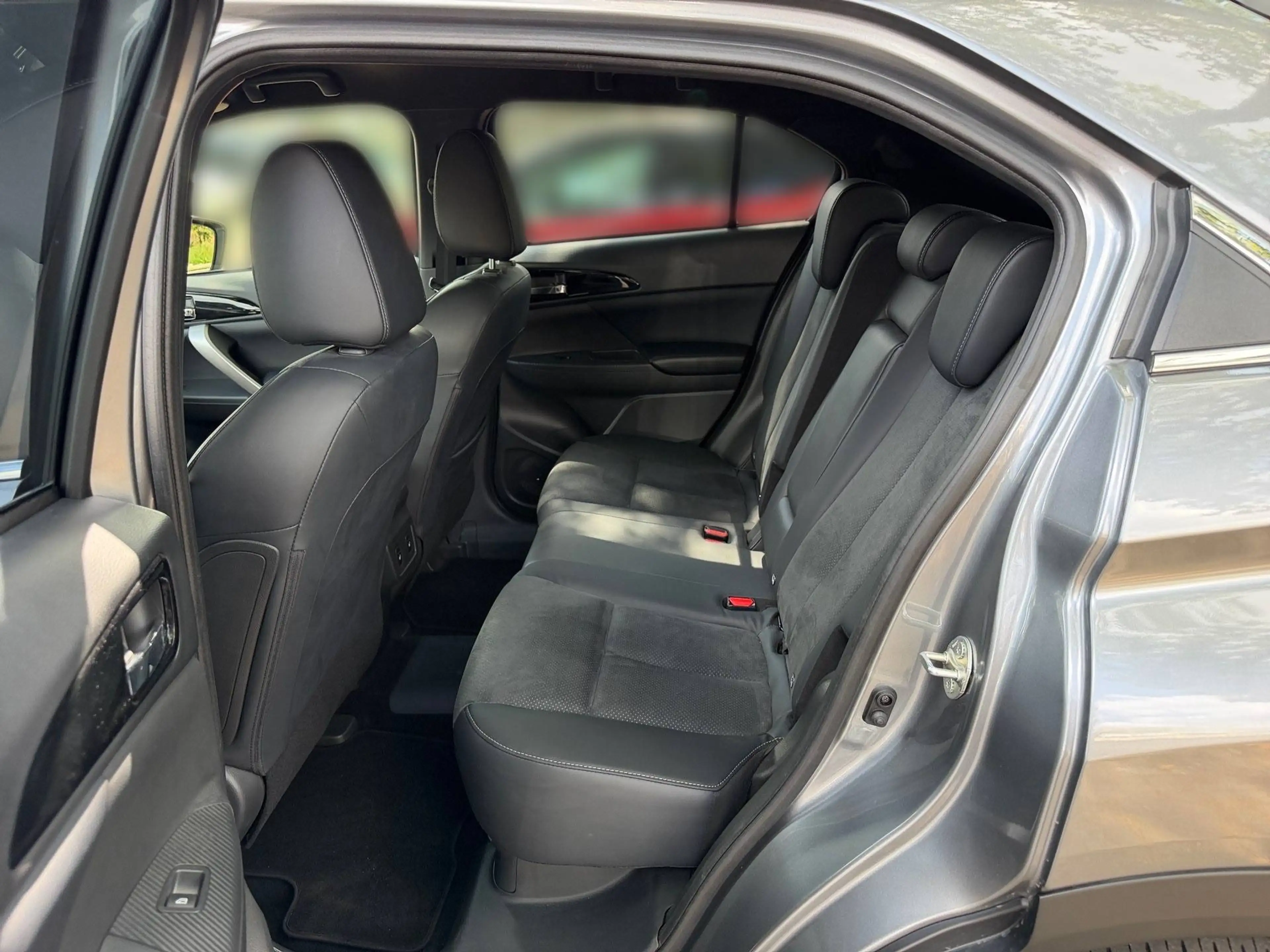 Mitsubishi Eclipse Cross Eclipse Cross Plug-In Hybrid Plug-In Hybrid 4WD Select — photo 11