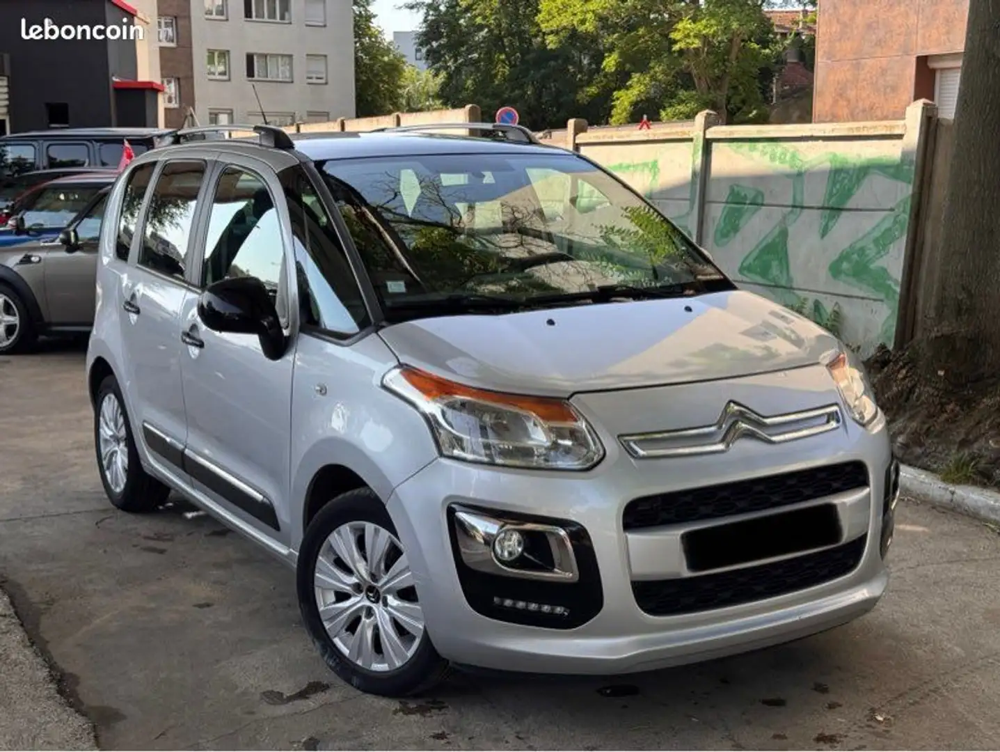 Citroen C3 Picasso Citroën 1.2 THP 110CV année 03-2017 90.000KM Certi Gris - 2