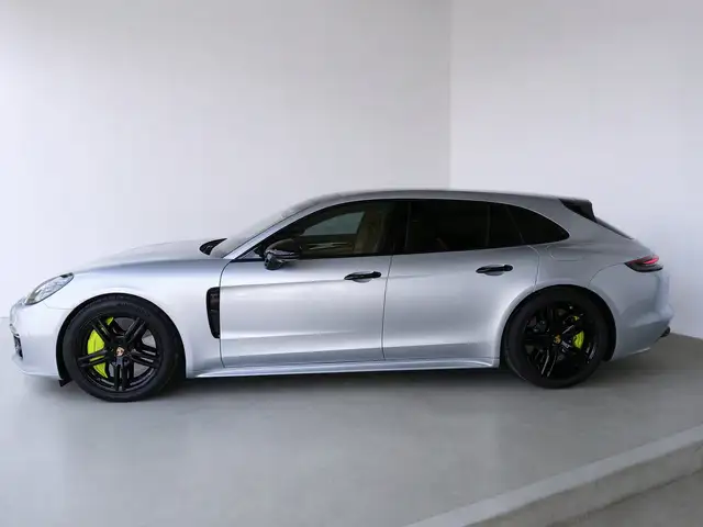 Porsche Panamera 4 E-Hybrid Sport Turismo Ansicht 4