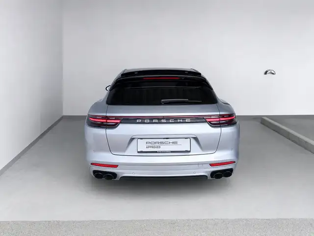 Porsche Panamera 4 E-Hybrid Sport Turismo Ansicht 8