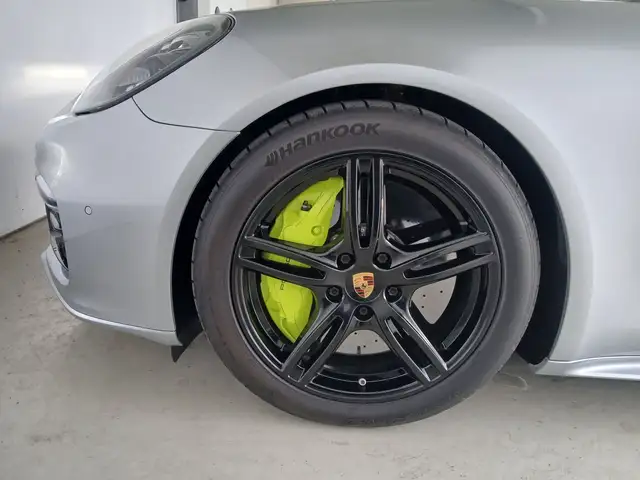 Porsche Panamera 4 E-Hybrid Sport Turismo Ansicht 22