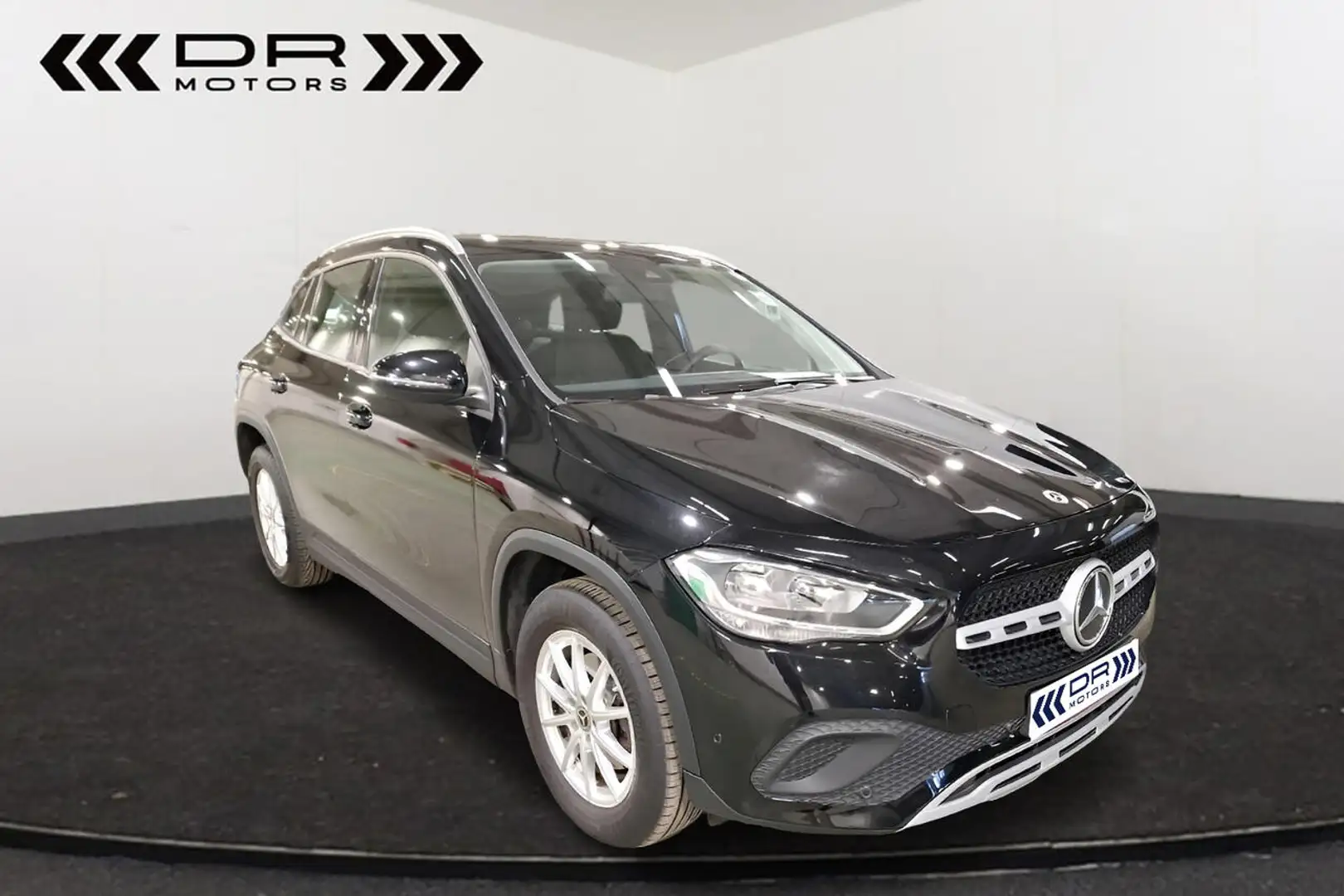 Mercedes-Benz GLA 200 2.0 GLA BUSINESS SOLUTIONS 7-GTRONIC - LED - NA... Zwart - 2