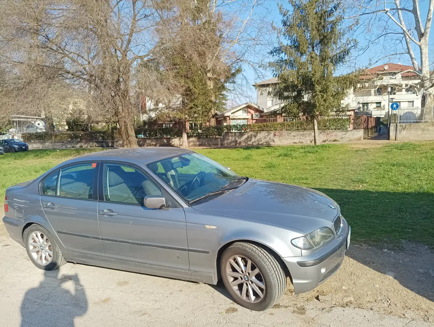 BMW 320 Serie 3 E46 Berlina 320d Attiva Grigio - 1